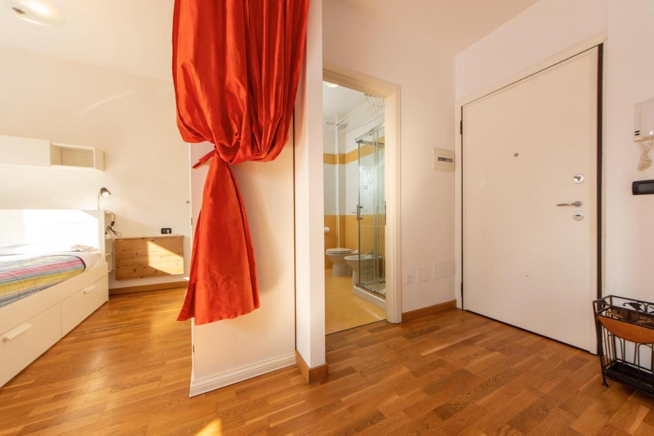Housmart Milazzo 5 Apartment โบโลญญา ภายนอก รูปภาพ
