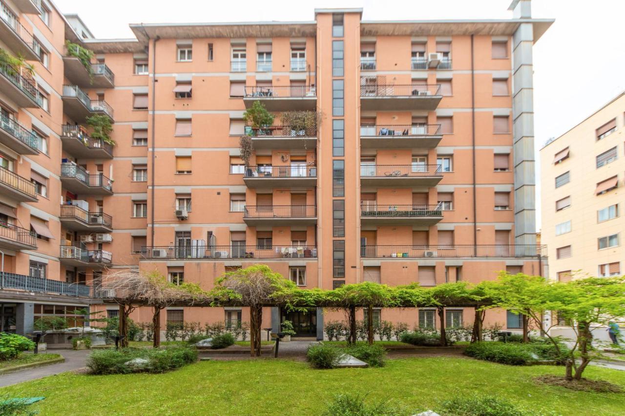 Housmart Milazzo 5 Apartment โบโลญญา ภายนอก รูปภาพ