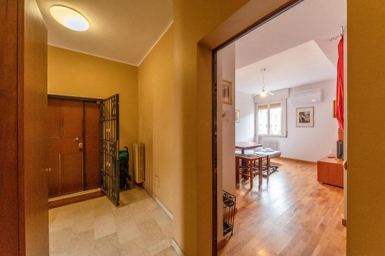 Housmart Milazzo 5 Apartment โบโลญญา ภายนอก รูปภาพ