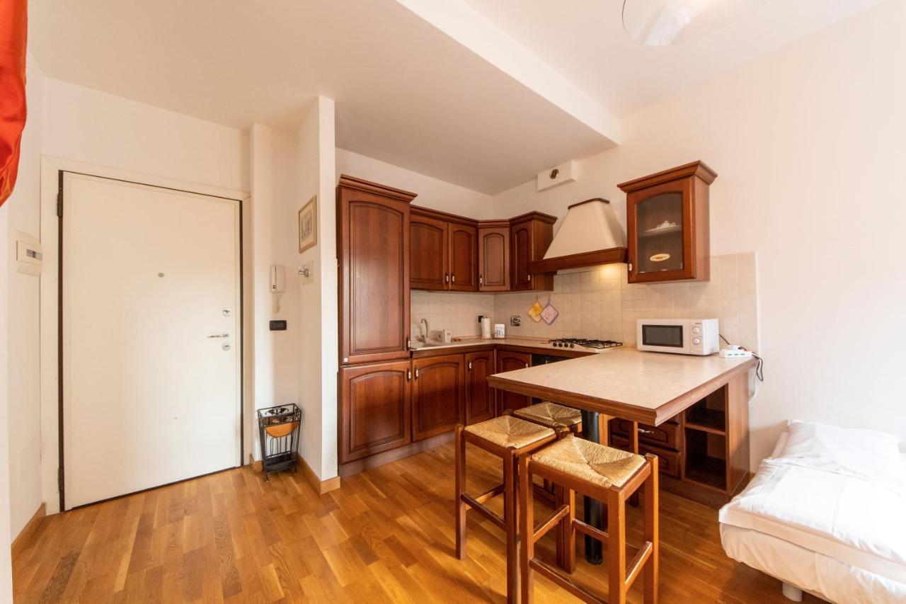 Housmart Milazzo 5 Apartment โบโลญญา ภายนอก รูปภาพ