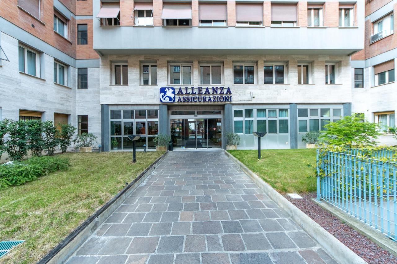 Housmart Milazzo 5 Apartment โบโลญญา ภายนอก รูปภาพ